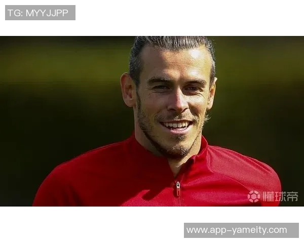 热刺宣布17岁中场巴内特正式签署首份职业合同开启职业生涯新篇章