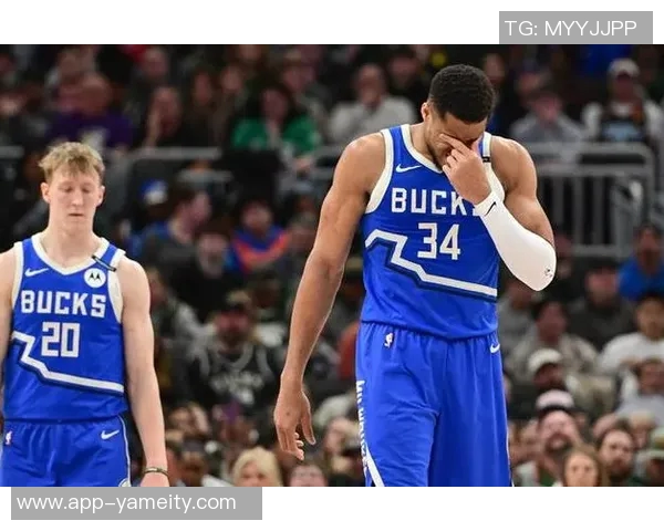 神射手AJ格林三分球全中展现超强实力助球队赢得胜利