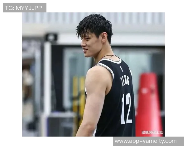 曾凡博半场替补表现抢眼3分6秒内完成1次抢断与2次犯规