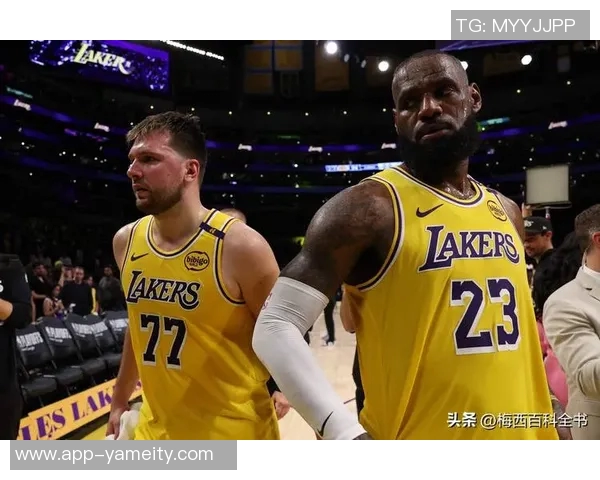 东契奇称詹姆斯虽缺席训练但分享经验对球队帮助巨大 东契奇称詹姆斯虽缺席训练但分享经验对球队帮助巨大