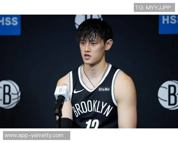 媒体人点评曾凡博发展潜力认为篮网不让其上场实属不合理