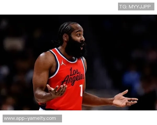 乌度卡确认亚当斯缺席对阵爵士伊森出战与否尚待决定其他球员预计均能参赛 乌度卡确认亚当斯缺席对阵爵士伊森出战与否尚待决定其他球员预计均能参赛