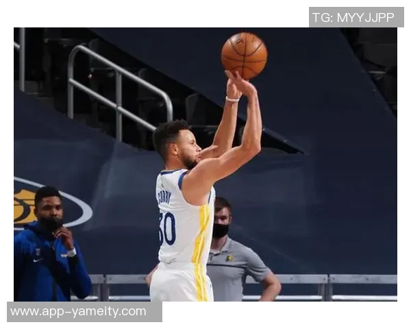 C约翰逊四季场均命中两记三分且命中率超四成独占联盟之巅