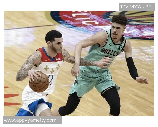 拉梅洛鲍尔再遭伤病困扰第三节因脚踝不适提前退赛仅得11分 拉梅洛鲍尔再遭伤病困扰第三节因脚踝不适提前退赛仅得11分